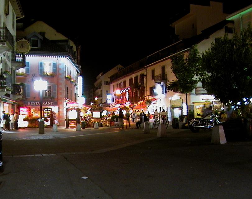 27-chamonixnight