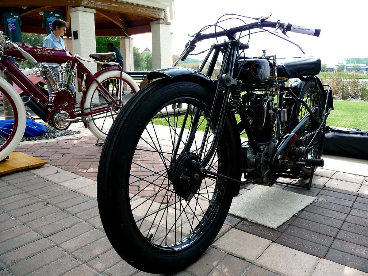 P1000150.jpg - British AJS 350TT from 1927.