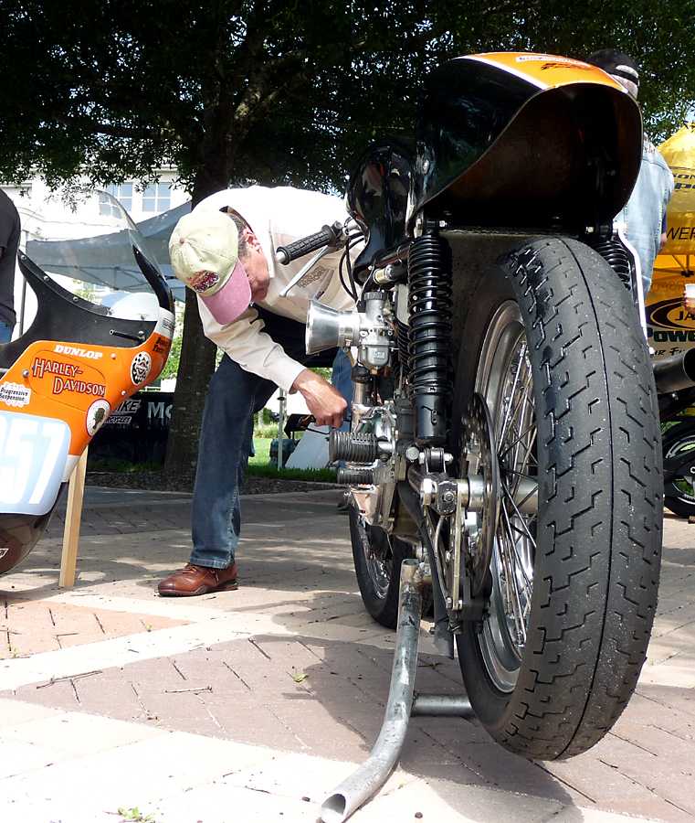 P1000160.jpg - Chief Judge John Duss Checks Out the KRTT.
