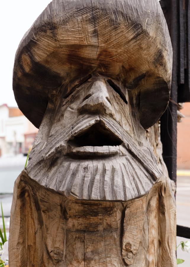 P1010479.jpg - Interesting hitching post found downtown.