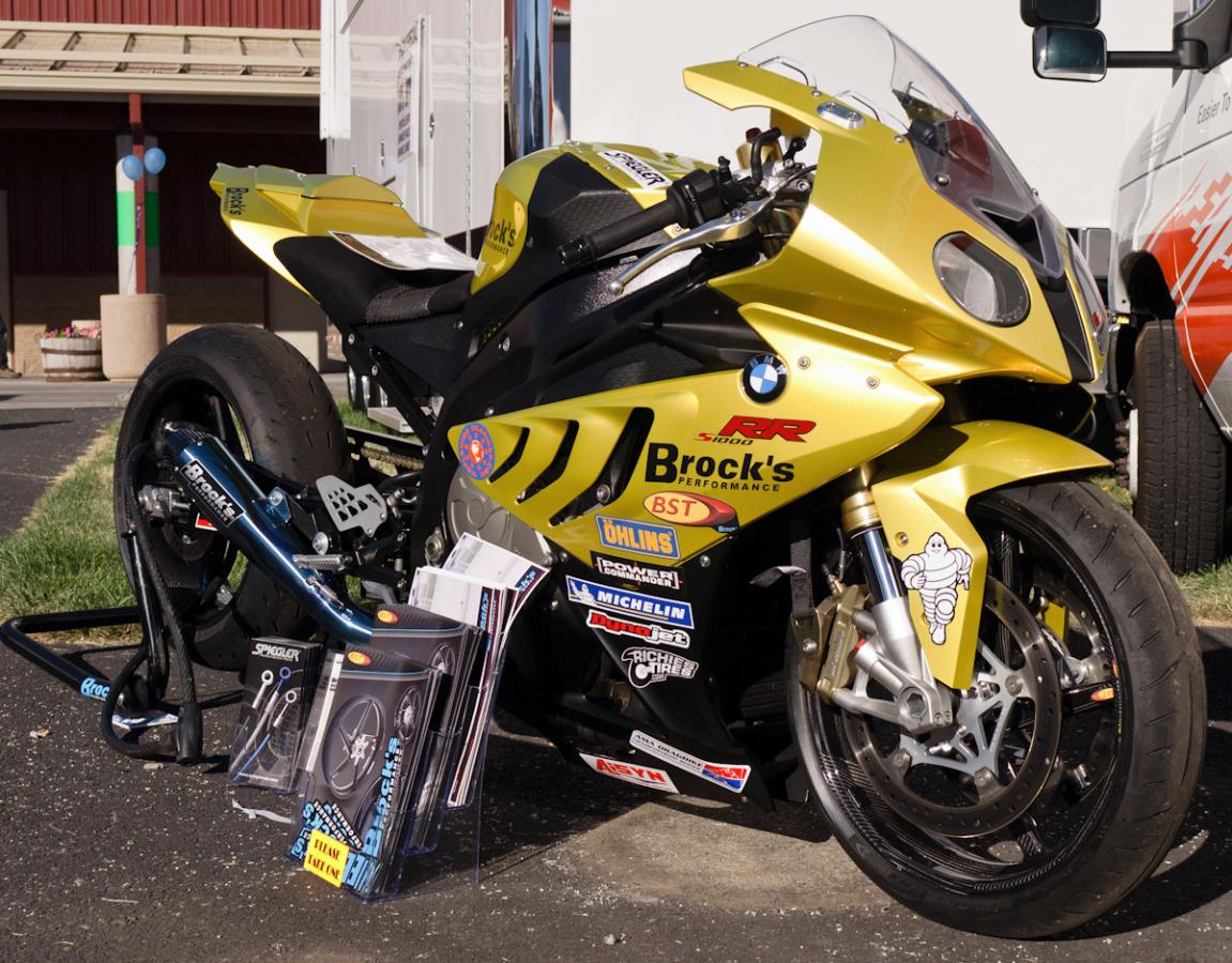 P1020012.jpg - Back outside. This nearly stock S1000RR runs mid-eight second quarter miles at around 150 mph. It wasn't too long ago that you needed a fuel burning dragster to achieve those numbers.