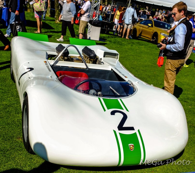 JMEGT0301.jpg - Porsche 909 Bergspyder. 850 LBS, 275 HP, 0-60 in under 2 seconds in 1968. The ultimate hillclimb racer.