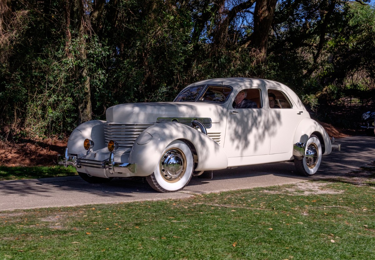 MEGT3588.jpg - CORD WESTCHESTER CLASSIC.