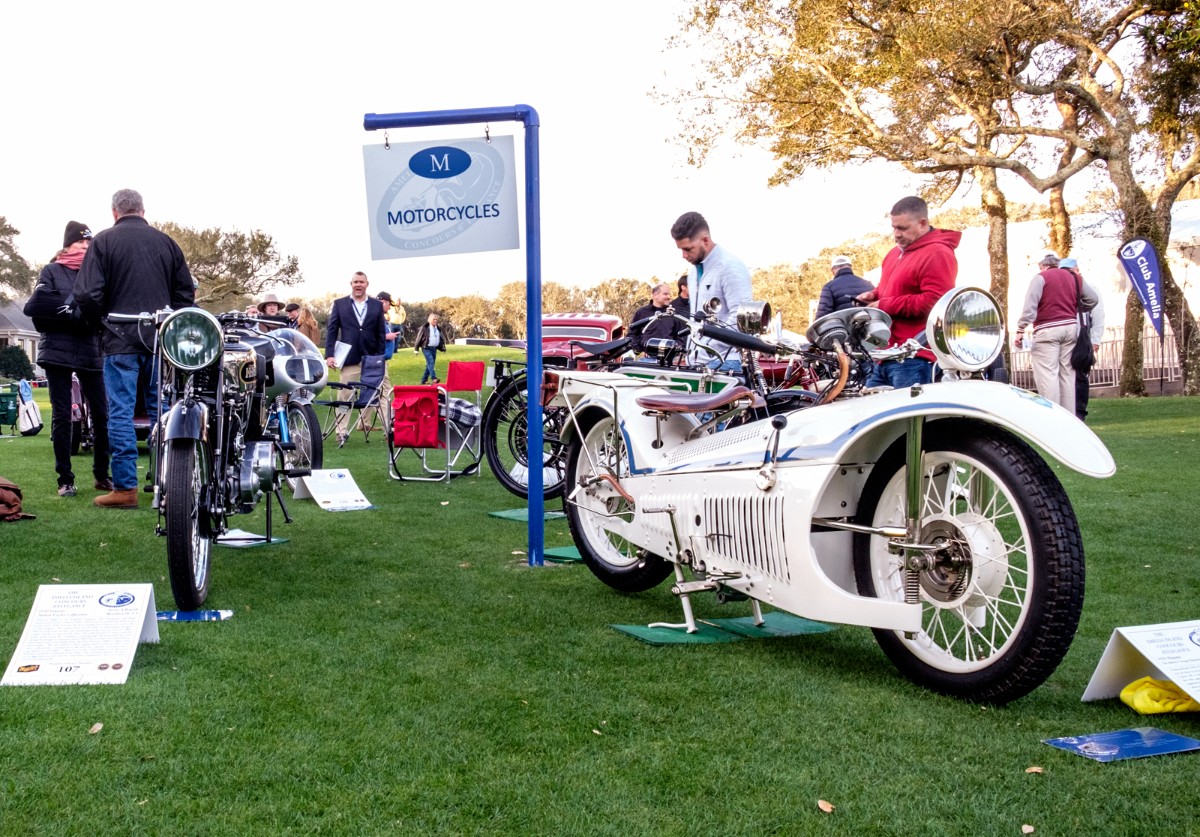 MEGT3618.jpg - FINALLY, A LOOK AT SOME OF THE MOTORCYCLES.