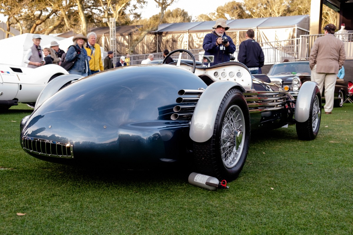 MEGT3627.jpg - MAY NOT BE THE MOST EFFICIENT EXHAUST, BUT CERTAINLY EYE CATCHING.