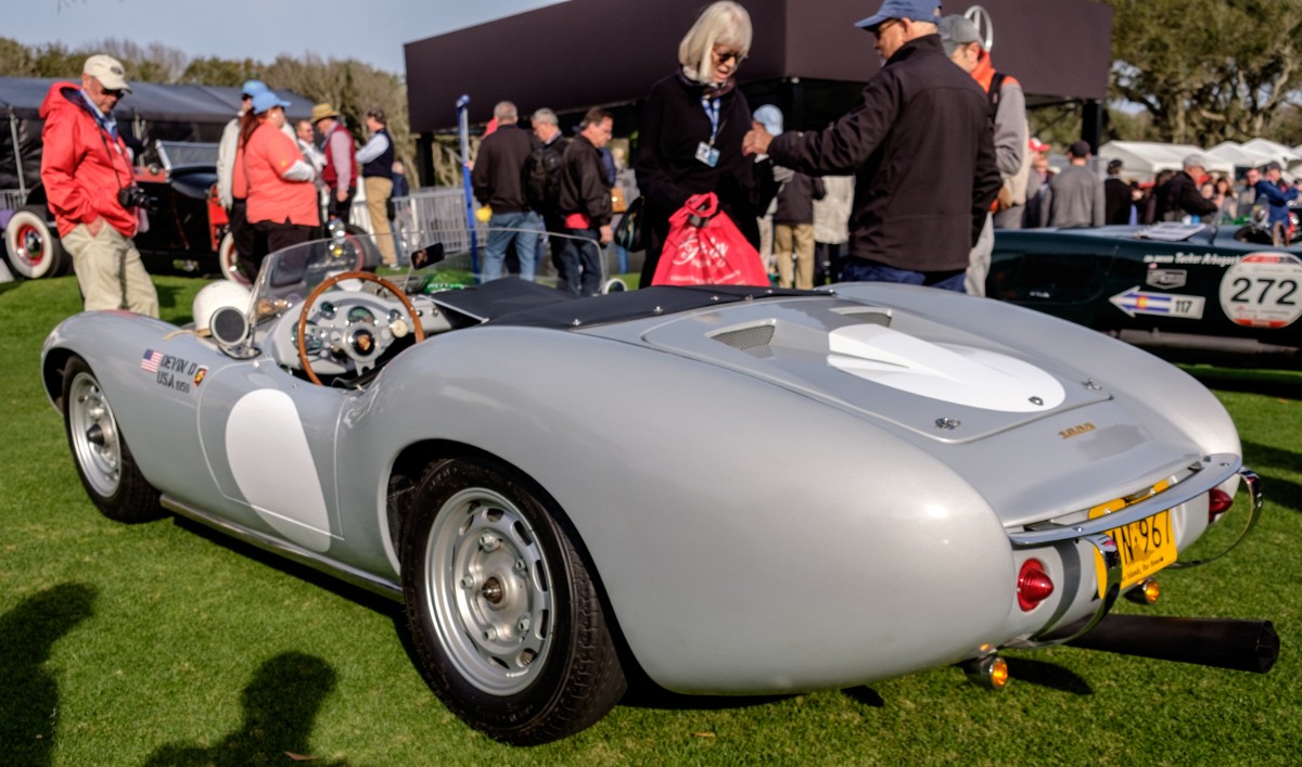 MEGT3734.jpg - PORSCHE POWERED DEVIN D, SURELY THE NICEST EVER, WON ITS CLASS BEATING THE CARRERA GT SPEEDSTER.