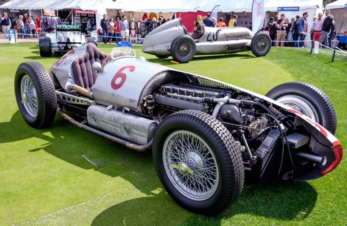 MEGT3769.jpg - THE W154 UNCLAD.