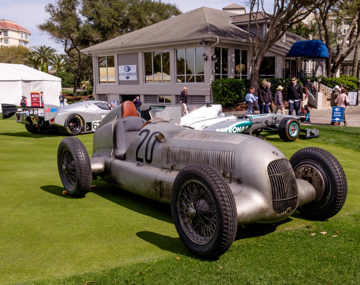 MEGT3770.jpg - THE ORIGINAL SILVER ARROW, 1934 W25 GRAND PRIX CAR.
