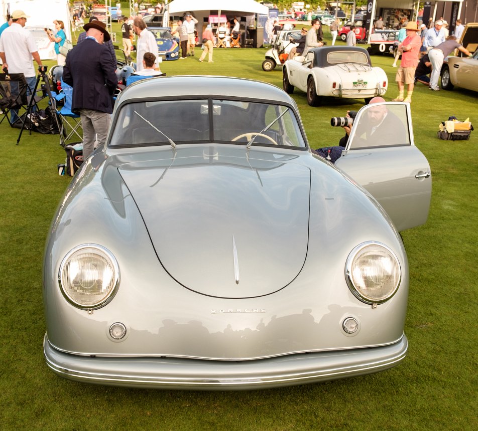 MEGS3224.jpg - My car of choice. Beautiful "split window" 1951 356 Porsche won Best New Restoration Award.