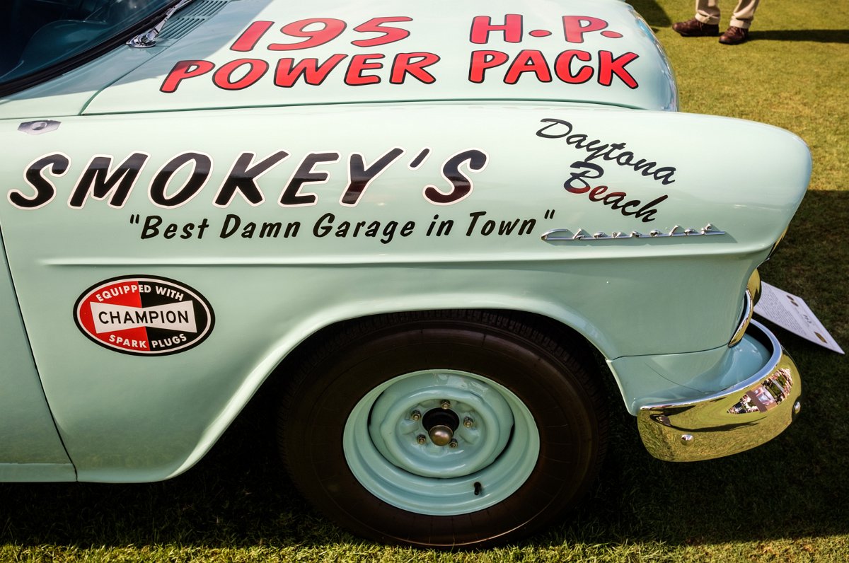 MEGS3302.jpg - Best Damn Garage in Town. That town being Daytona Beach.