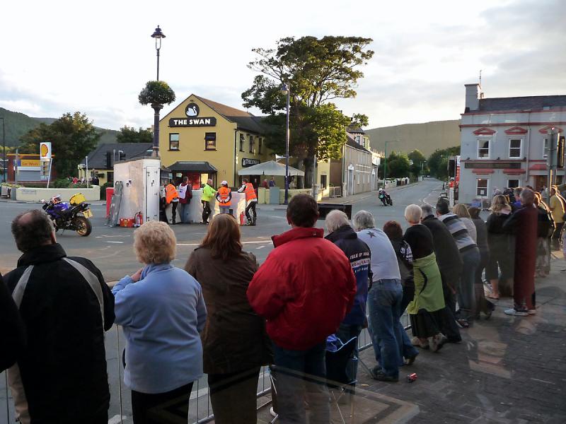P1010663.JPG - A broader view, note the lack of spectator protection and marshals behind the barrier.