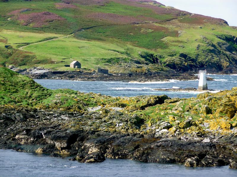 P1010705.JPG - The remains of an old settlement on the Calf.