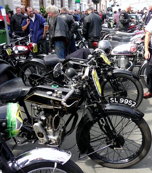 P1010989.JPG - Very early Sunbeams fronting the crowd at the VMCC rally in Castletown's square.