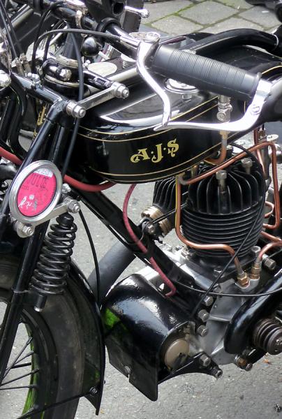 P1010995.JPG - Pretty, very early AJS single.