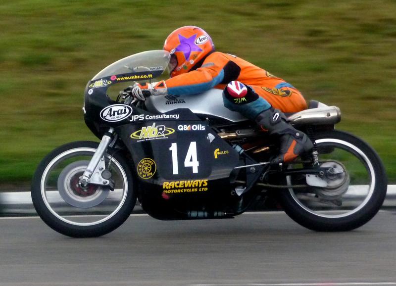 P1020073.JPG - Another very pretty Honda 450.