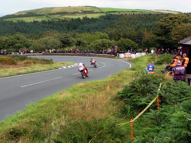 P1020192.JPG - The Gooseneck, another favorite viewing spot.