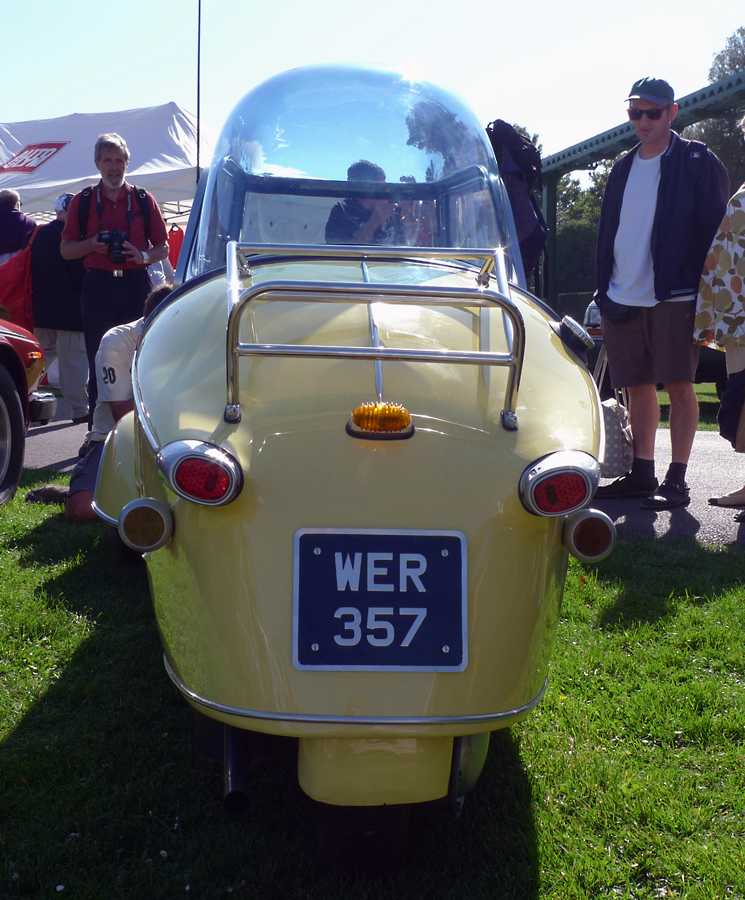 L1010128.JPG - ... and the truly weird as exempified  by this Messerschmitt.