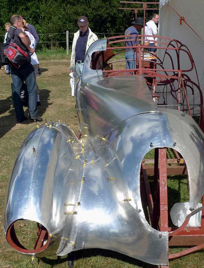 L1010211.JPG - Here's an example of a body on frame build in progress.