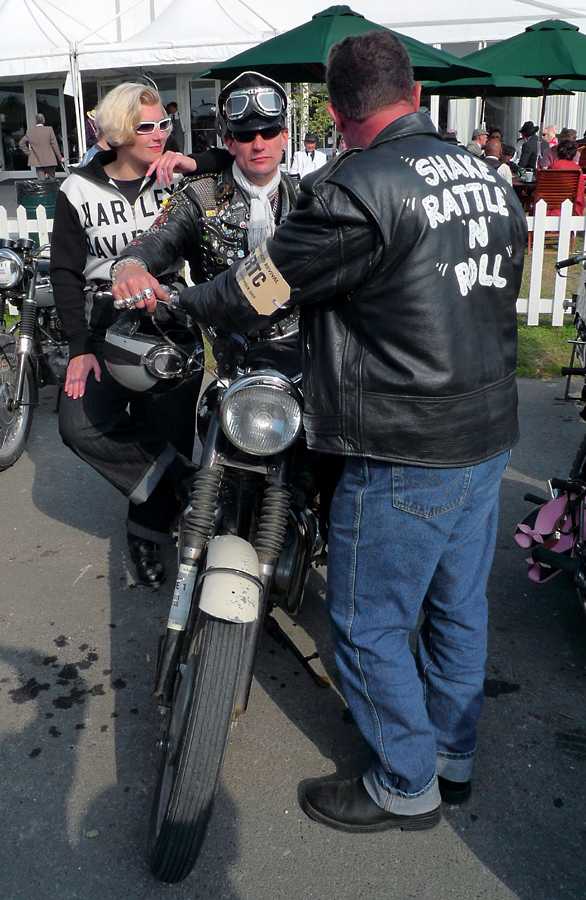 L1010872.JPG - I saw several Rockers and Mods, this fellow on the Triumph was the best.