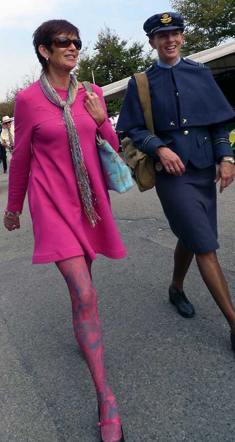 L1010929.JPG - A jaunty pair of ladies nicely in step.